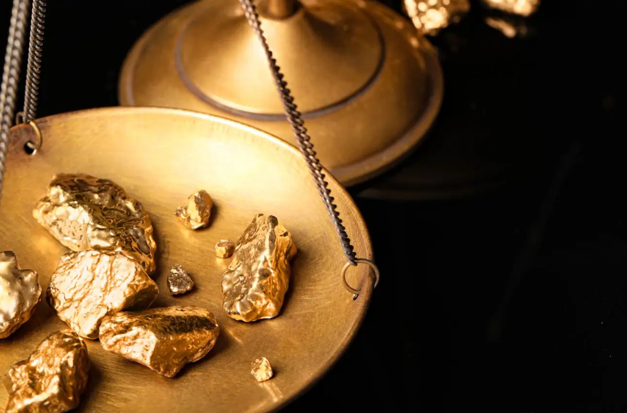 Vai spesso al compro oro? Ecco cosa devi sapere sui controlli e le limitazioni